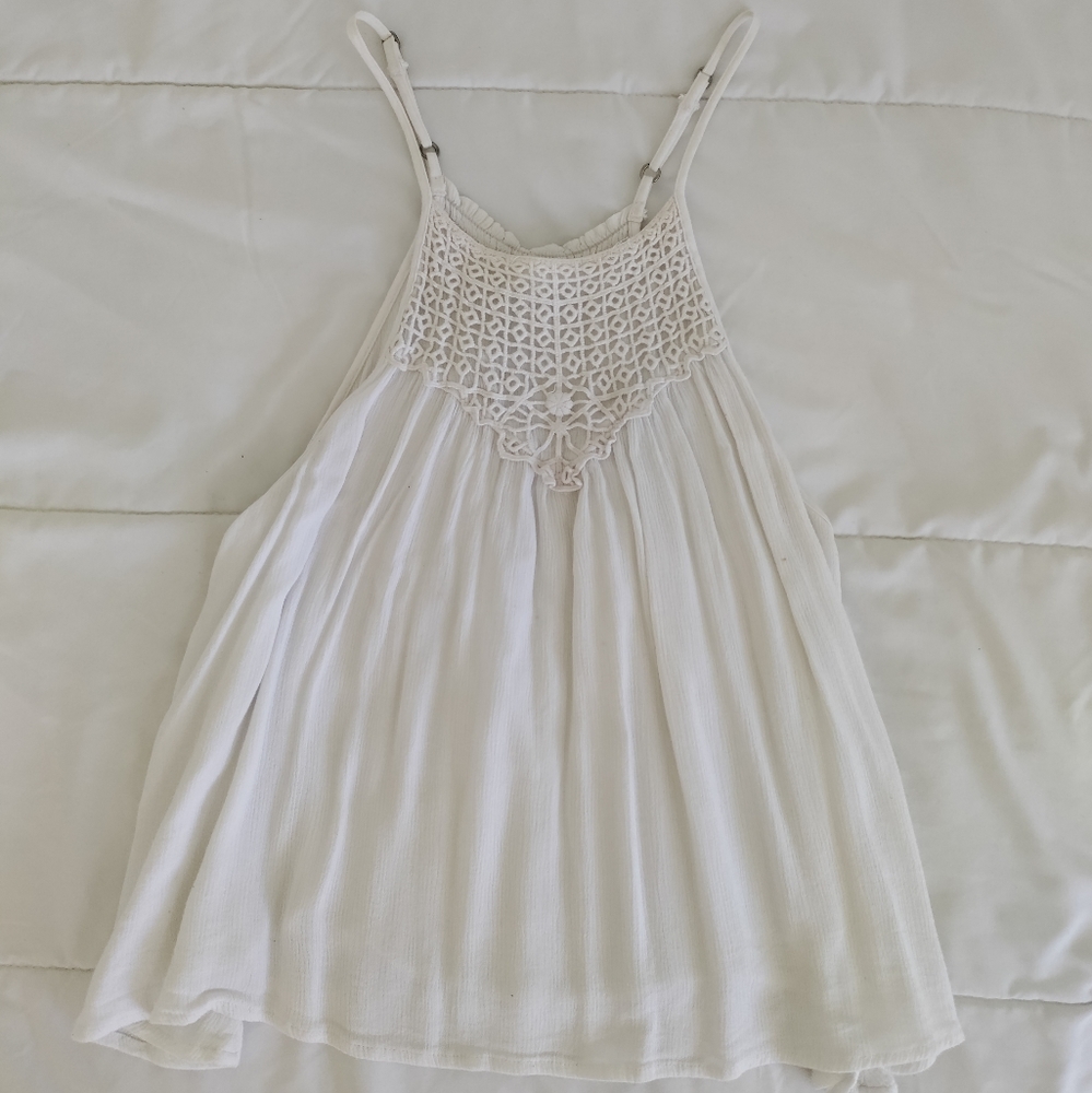 🏷️Buy 4 Get 1 Free🏷️Aeropostale flowy crop tank top